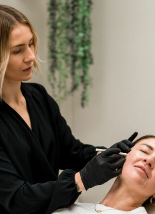 Expert review of collagen stimulating injections for natural skin rejuvenation and anti-aging benefits