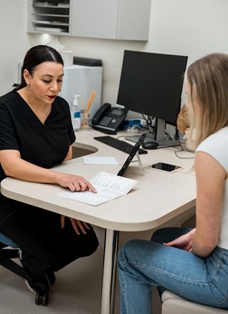 Comprehensive-Skin-Consultation